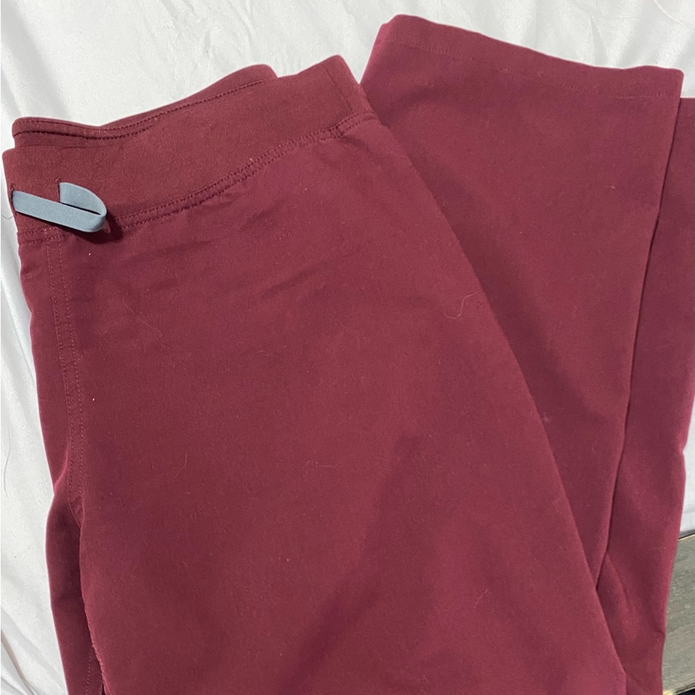 FIGS | Burgundy Livingston, Med/Tall